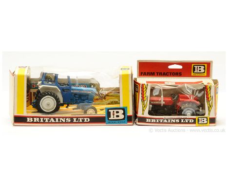 Britains 9527 Ford 5000 Tractor - finished in blue, grey - overall condition is generally Excellent Plus (very slight melting