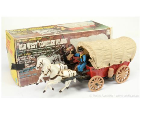 Universal Toys (Hong Kong) large plastic "Old West Covered Wagon" - large scale plastic model of a wagon train type horse dra