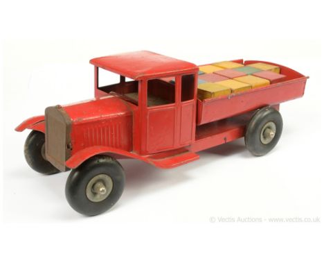 Triang (Lines Bros UK) - pressed steel Bedford Tipper Lorry with brick load - impressive 19"/50cm model truck circa 1950 - th