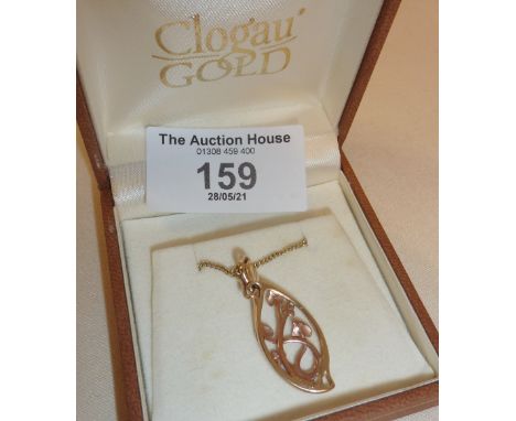 Clogau Welsh yellow and rose 9ct gold Art Nouveau style love vine pendant on 9ct gold chain in case, 4.5 gm