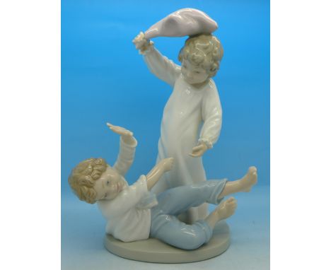 A Nao figure, Pillow Fight, 281