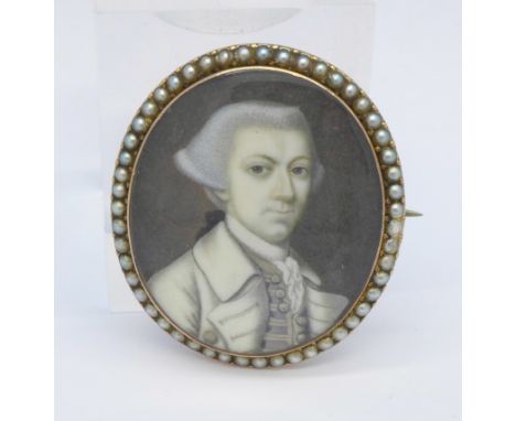 A yellow metal and seed pearl portrait brooch, 36mm x 33mm, 13.2g