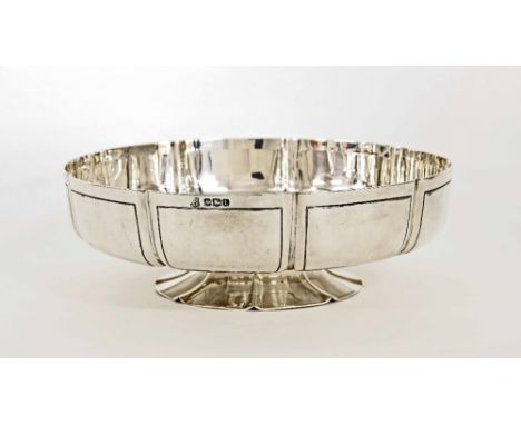 George V silver shallow bowl of circular lobed form with a petal base, maker Cooper Brothers & Sons, Sheffield 1936, 8" diame