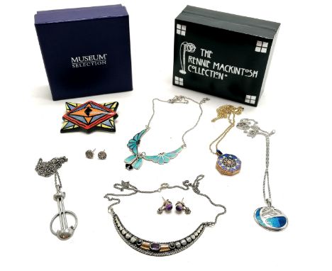Qty of silver jewellery inc gilt V&amp;A octagonal locket on chain, enamel jewellery inc Rennie Mackintosh, amethyst cabochon