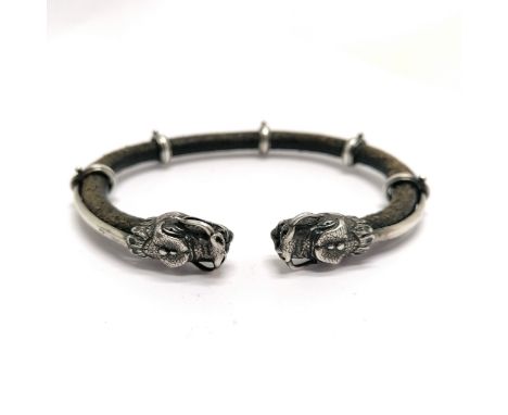 Viking silver &amp; leather bangle with dragon head detail - 9cm across &amp; 29g total weight