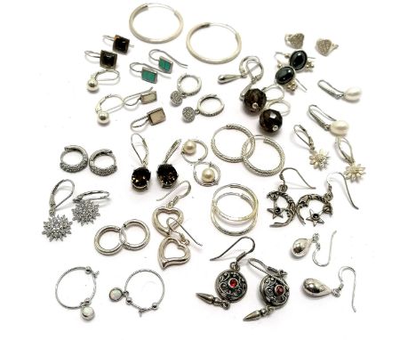 24 x pairs of silver earrings inc opal, hoops etc total weight 53g