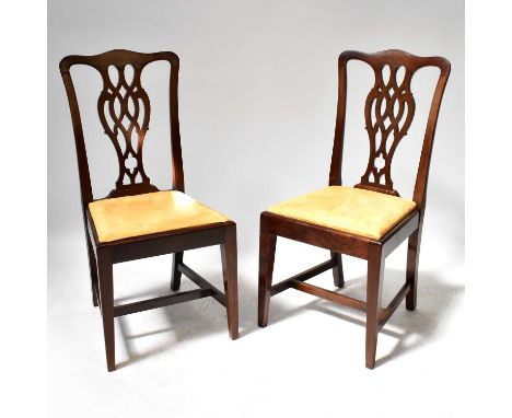 Six Victorian mahogany Chippendale-style dining chairs (6).