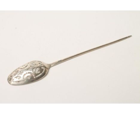 A GEORGE II SILVER MOTE SPOON, maker's mark IK only, c.1755, with scroll pierced bowl engraved "R & E/R" and arrowhead tip, 5