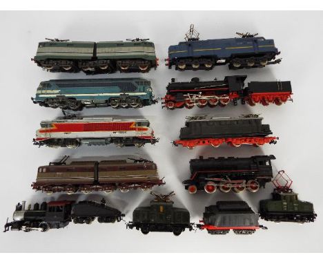 Fleischmann, Jouef, Lima, Piko, Others - A group of 11 unboxed HO Continental locomotives. Lot includes Fleischmann #4280 die