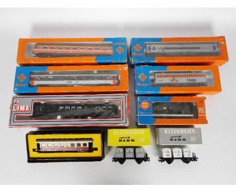 Roco, Lima, Kleinbahn - Nine boxed items of HO gauge Continental passenger and freight rolling stock. Lot includes Roco #4340