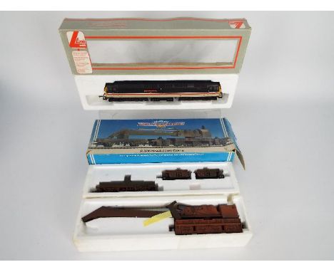 Hornby, Lima - Two boxed OO gauge model railway items, including a Lima #205046 Class 47  diesel locomotive Op.No.47508 'SS G