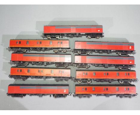 Lima - A rake of 9 unboxed OO gauge Royal Mail Vans by Lima. Lot includes Lima #305613 93395 NIX; #305723 94208 NKA and simil