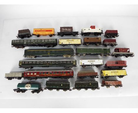 Trix, Kleinbahn, Lima, Jouef, Marklin - Over 20 items of HO gauge freight and passenger rolling stock. Lot includes Trix 'Dea