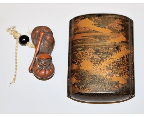 Feines Inro mit Netsuke der Edo/Meiji-Zeit, Japan 19. Jh.Fünfteiliges Inro in hiramaki-e Lackfassung, beidseitig eine ideale 
