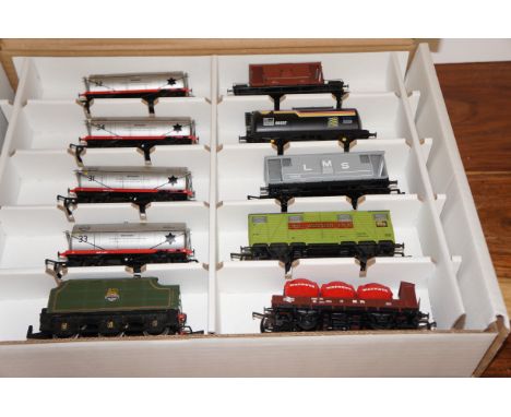Bachmann collectors club goods wagons 