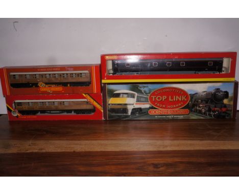 Hornby railways 00 gauge scale models x4 carriages 