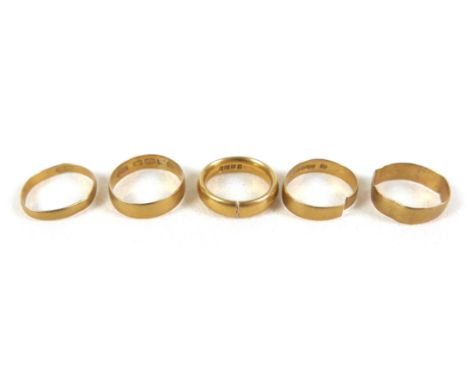 A group of five 22ct yellow gold wedding band rings, a/f all misshapen / bands cut, sizes J to R, combined weight 17.7g. (5) 