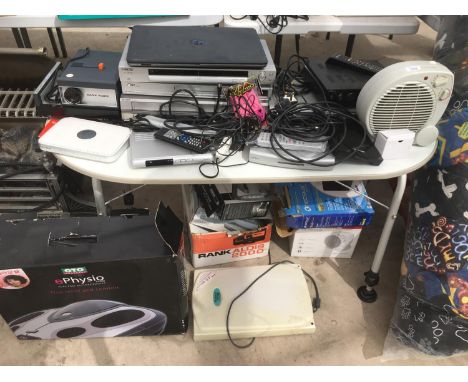 A LARGE COLLECTION OF ELECTRICALS TO INCLUDE AN E PHYSIO ELECTRO REFLEXOLOGIST UNIT, VINTAGE PROJECTOR, CD AND VIDEO PLAYERS,