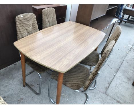 A RETRO FORMICA TOPPED TABLE ON TEAK SUPPORTS AND FOUR RETRO DINING CHAIRS ON CHROME SUPPORTS 