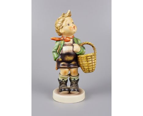Hummel-Figur  51/ I,  "Dorfbub", Goebel, Bodenmarke 1960-1972 II.Wahl, Entwurf Theo R.Menzenbach 1960, H.19cm
