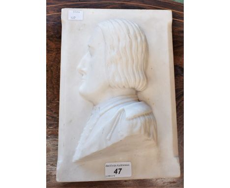 Italian Grand Tour School (19th century), a Carrara marble profile portrait relief, of a gentleman, after the Renaissance, 27