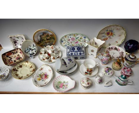 Ceramics - Royal Doulton, a Minton Haddon Hall tray, a Royal Worcester pin dish, Royal Albert, Hammersley, Mason's, miniature