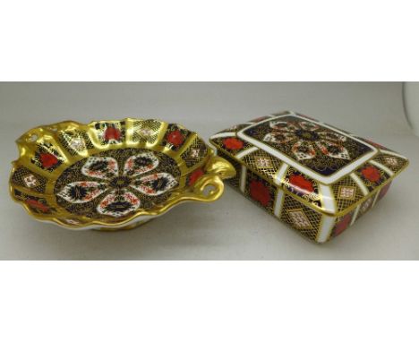 A Royal Crown Derby 1128 pattern trinket box, seconds and a footed dish