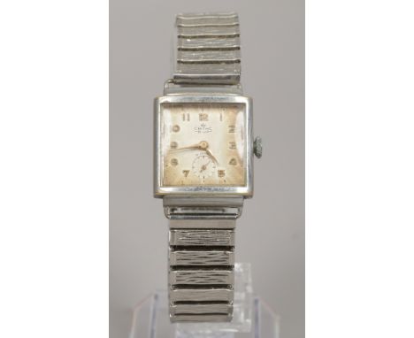 A gentleman's Smiths Deluxe manual stainless steel bracelet watch with square dial applied gilt markers and subsidiary second