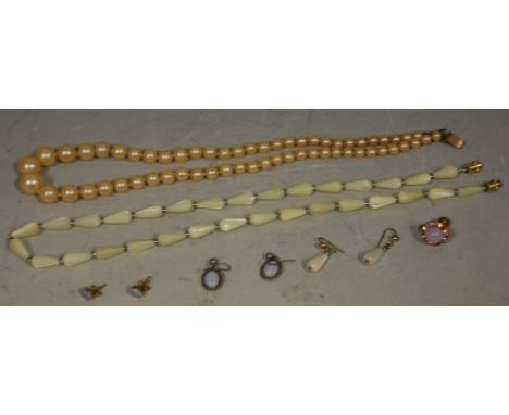 Assorted costume jewellery to include; faux pearl necklace, one other, ear pendants and studs etc 