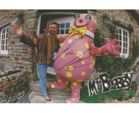 Noel Edmonds signed 6x4 colour Mr Blobby photo English television presenter, radio DJ, writer, producer, and businessman Edmo