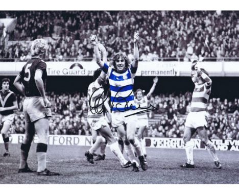 Autographed STAN BOWLES 16 x 12 photo - Colz, depicting a superb image showing Bowles raising his arms aloft in celebration a