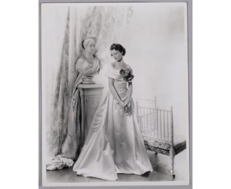 Cecil Beaton, portrait of Vivien Leigh, silver gelatine photograph, sheet 25cm x 20.5cm, unframedGood condition 