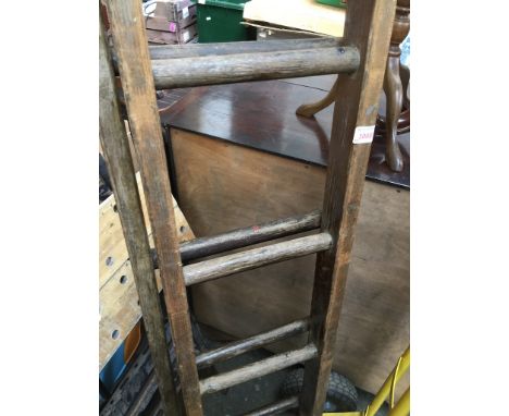 EXTENDING WOODEN STEP LADDERS
