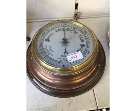 CIRCULAR COPPER AND BRASS BAROMETER     H3