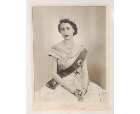 HM Queen Elizabeth II signed photographic portrait print, by Dorothy Wilding, signed to the margin 'Elizabeth R 1953', 50 x 3