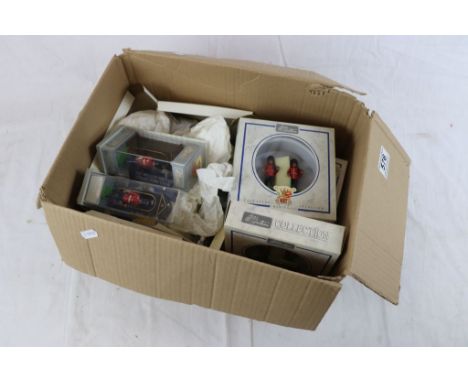 Collection of Britains toy soldiers to include 8305 Scots Guard 10 Piece Band , 2 x 8313 Coldstream Guards Marching Figures ,