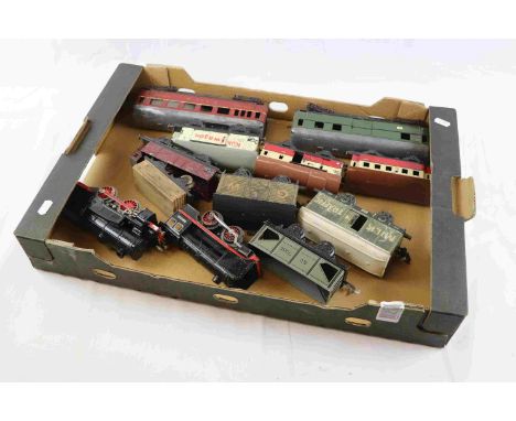 German tin plate O gauge model railway to include 2 x Locomotives and 10 x items of rolling stock featuring Bing and Fleischm