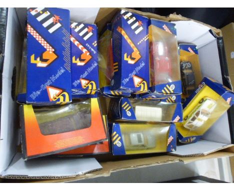 Collection of 15 boxed Corgi diecast models to include 279 Rolls Royce, 308 Jaguar, Pepsi, Police, Opel etc (damage to box pl