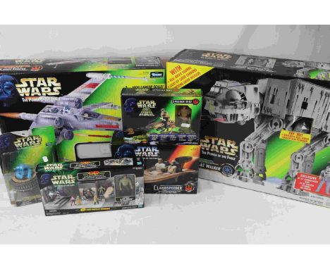 Star Wars - Six boxed/carded Hasbro and Kenner figure and vehicle/accessory sets to include The Power of the Force Electronic