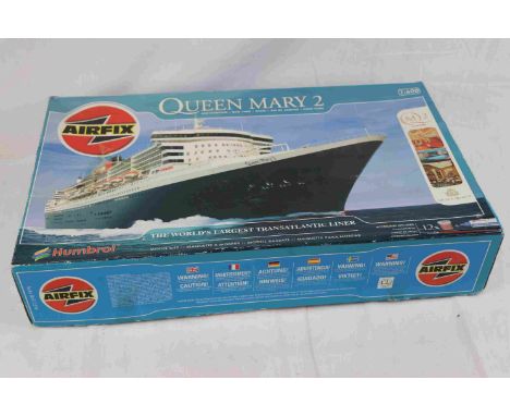 Boxed and complete Airfix 1:600 scale model of Queen Mary 2