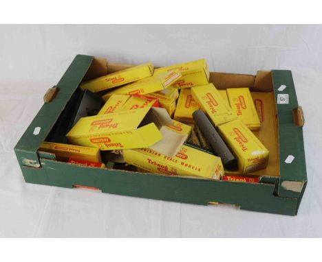Group of Triang TT model railway accessories to include boxed T10 electric set with loco, boxed T27 Signal Box, boxed T95 0-6