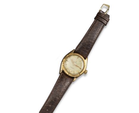 A gentleman's gold 'Bubbleback' Rolex Oyster Perpetual wristwatch, the signed cream dial with triangular hour markers, sweep 