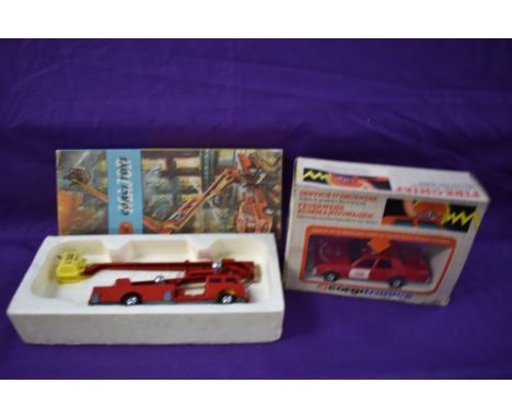 A Corgi Toys diecast, Simon Snorkel Fire Engine in original polystyrene tray with card lidded box 1127 and a Corgitronics pla