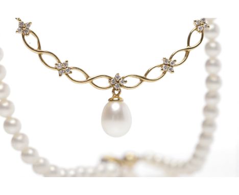SINGLE STRAND CULTURED PEARL AND DIAMOND NECKLACEformed of uniform spherical pearls, with a diamond set eighteen carat gold s