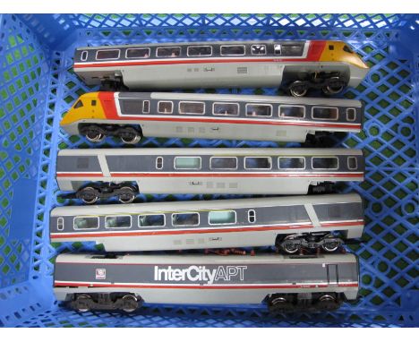 Five Items of Hornby 'OO' Gauge/4mm Class 370 APT Train Set, SC48101 Trailer, SC 48102 (Front Rear Unit), SC 48601 and 48602 