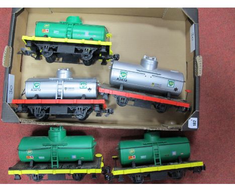Five Aristocraft 'G' Gauge Unboxed BP Tank Wagons, overall good condition, small parts missing.