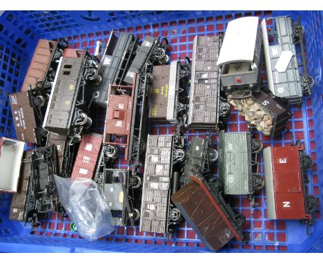 Twenty Two ''OO'' Gauge/4mm Items of Unboxed Rolling Stock, by Hornby, Lima, Dapol, Triang etc, plus kit built examples- box 