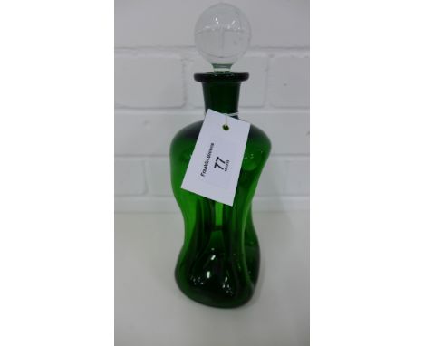 Green glass gurgle decanter with clear blown glass stopper, 28cm high 