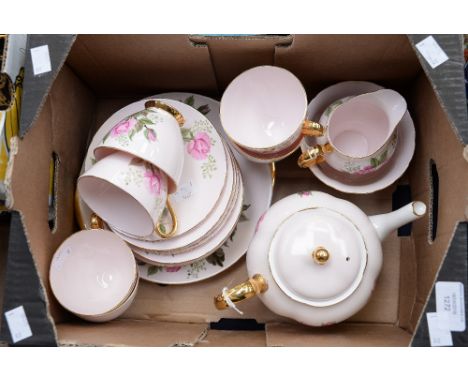 A Tuscan China hand painted tea service, to include six cups and saucers, milk jug and sugar bowl, six plates, circa early 19