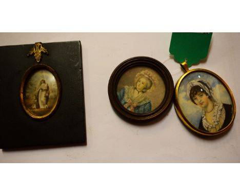 NINETEENTH CENTURY CONTINENTAL SCHOOL, an oval miniature portrait of a lady wearing a hat and pearl necklace, on ivory, 2.5" 